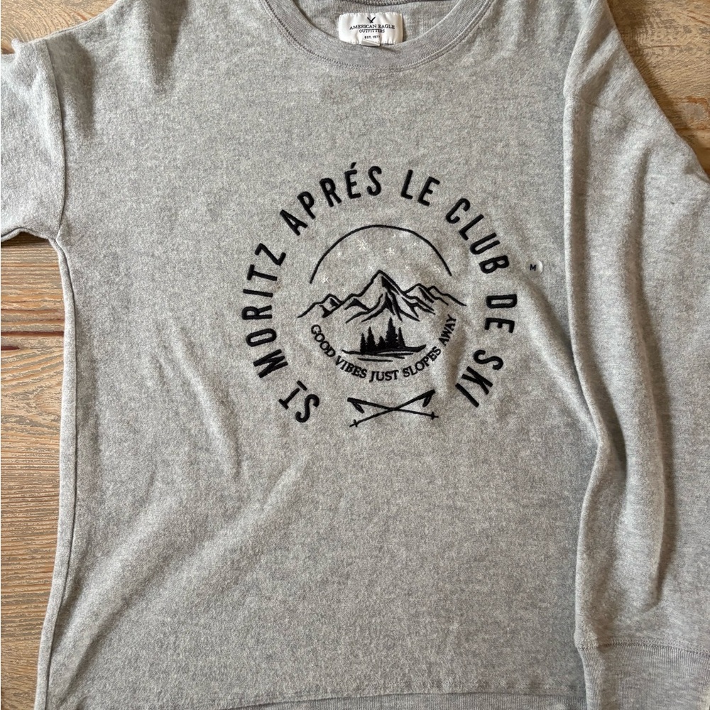 American Eagle Outfitters Heather Gray Sweatshirt